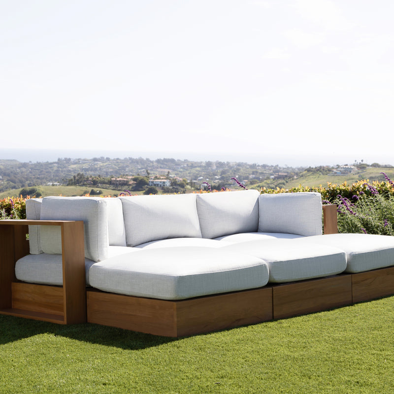 Outdoor Daybeds & Pit Sofas - 7th Avenue
