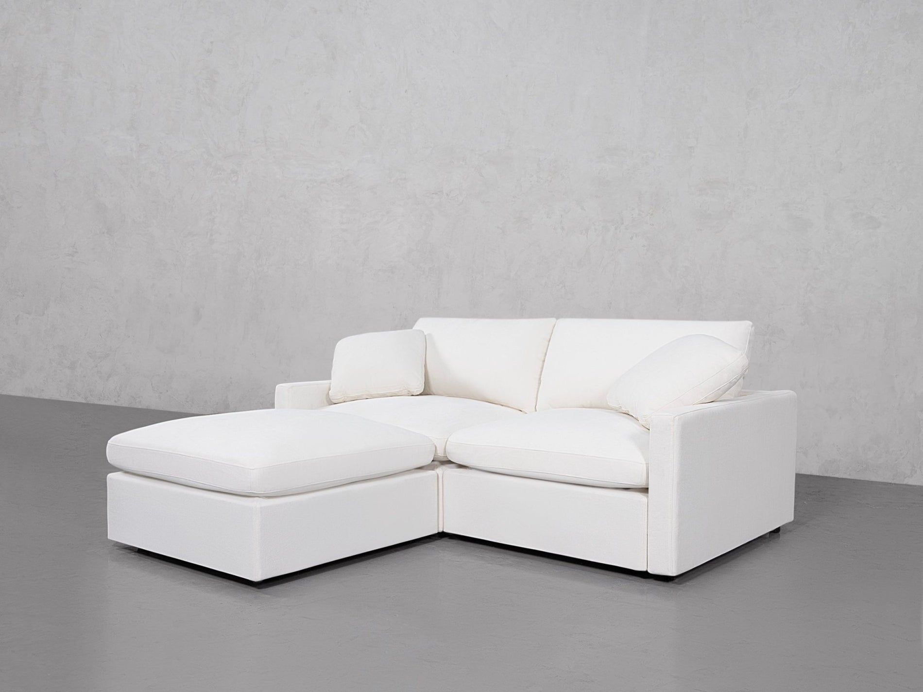 3-Seat Modular Chaise Sectional (Thin Arms) - 7th Avenue