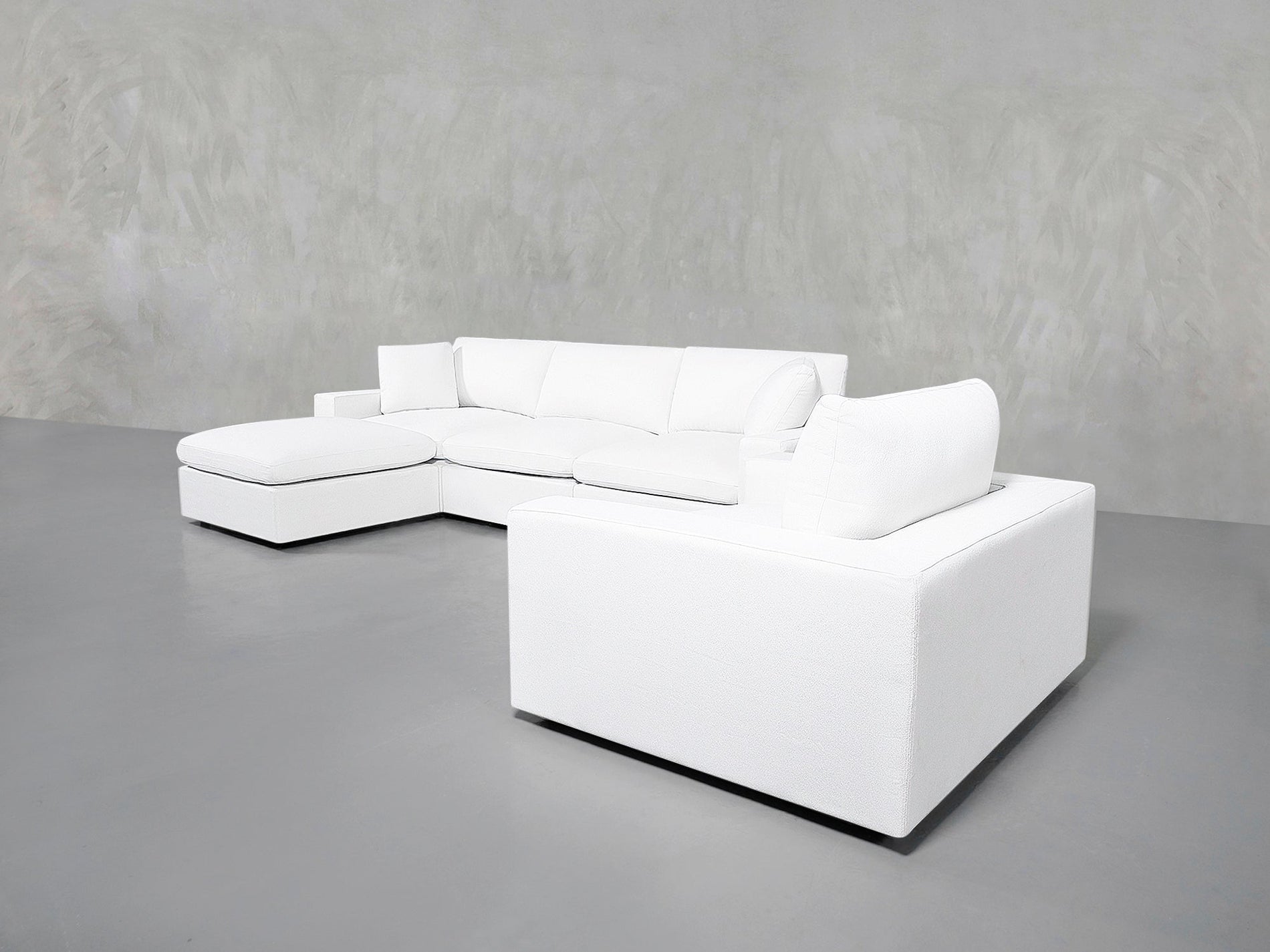 4 - 1 Sectional & Armchair Set - 7th Avenue