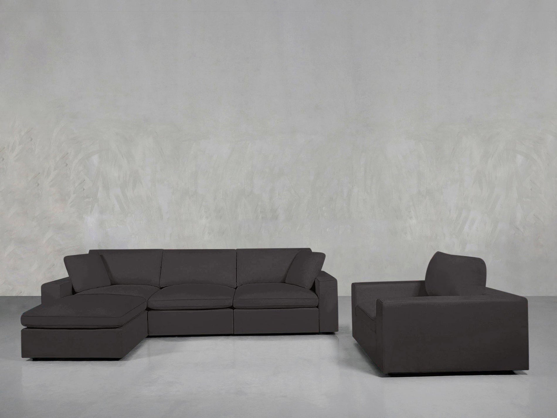 4 - 1 Sectional & Armchair Set - 7th Avenue