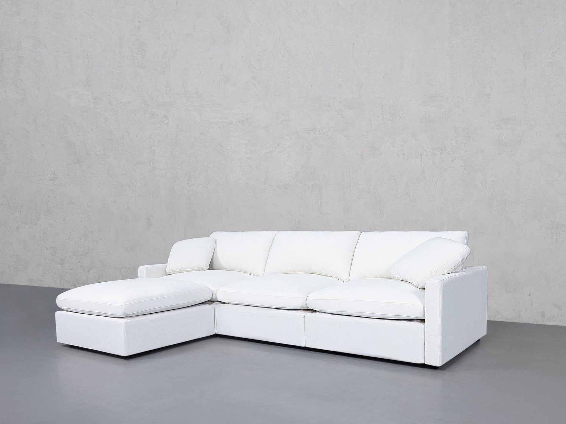 4-Seat Modular Chaise Sectional (Thin Arms) - 7th Avenue