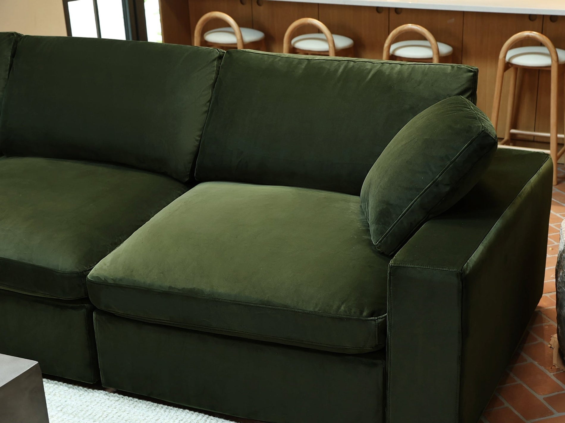Olive Green (Velvet) - Lifestyle - 4 - 7th Avenue