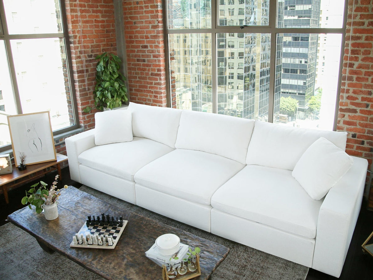 Pure White - Lifestyle - 2 - 7th Avenue