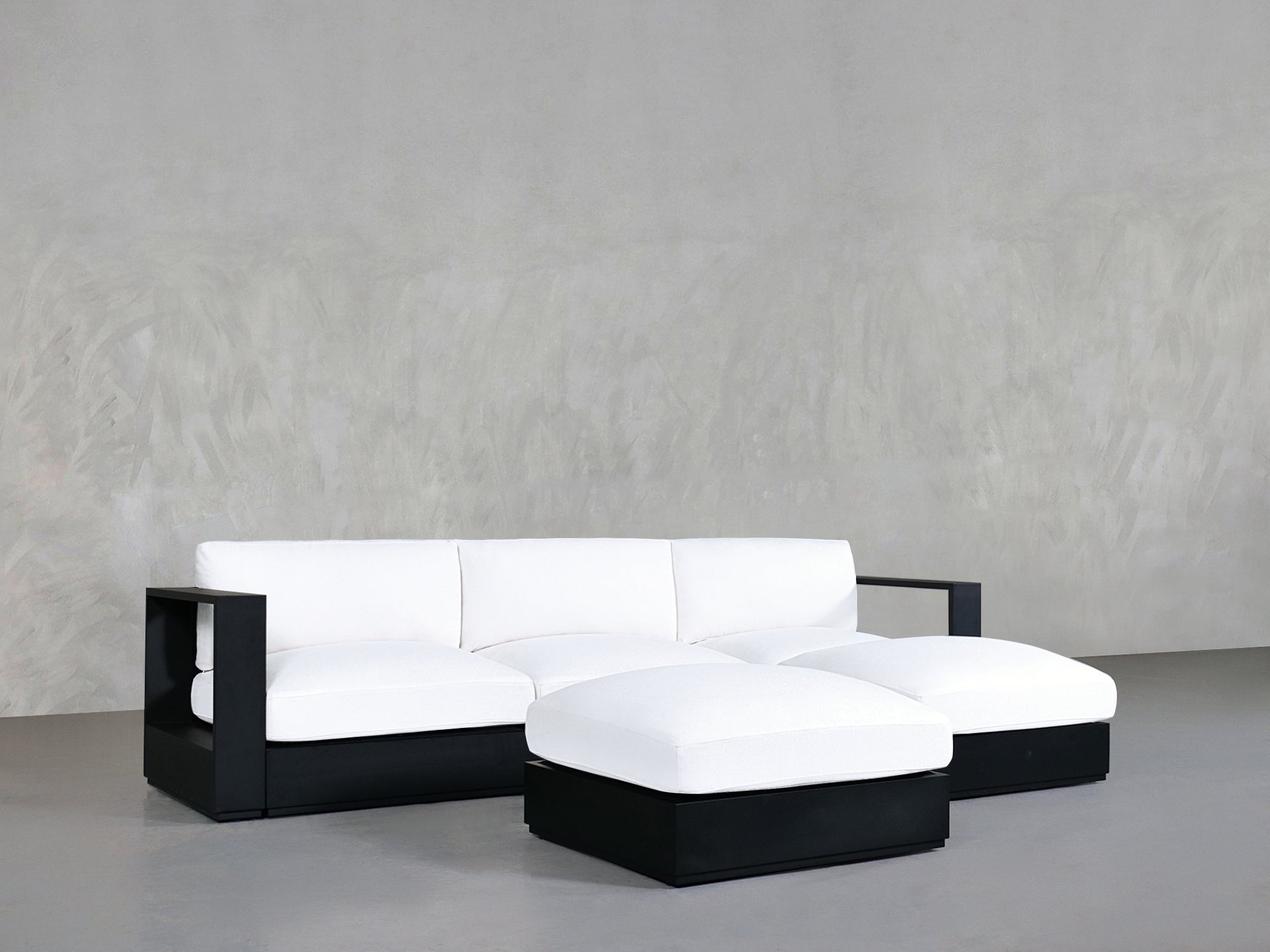 4-Seat Modular Chaise Sectional with Ottoman Aluminum Outdoor