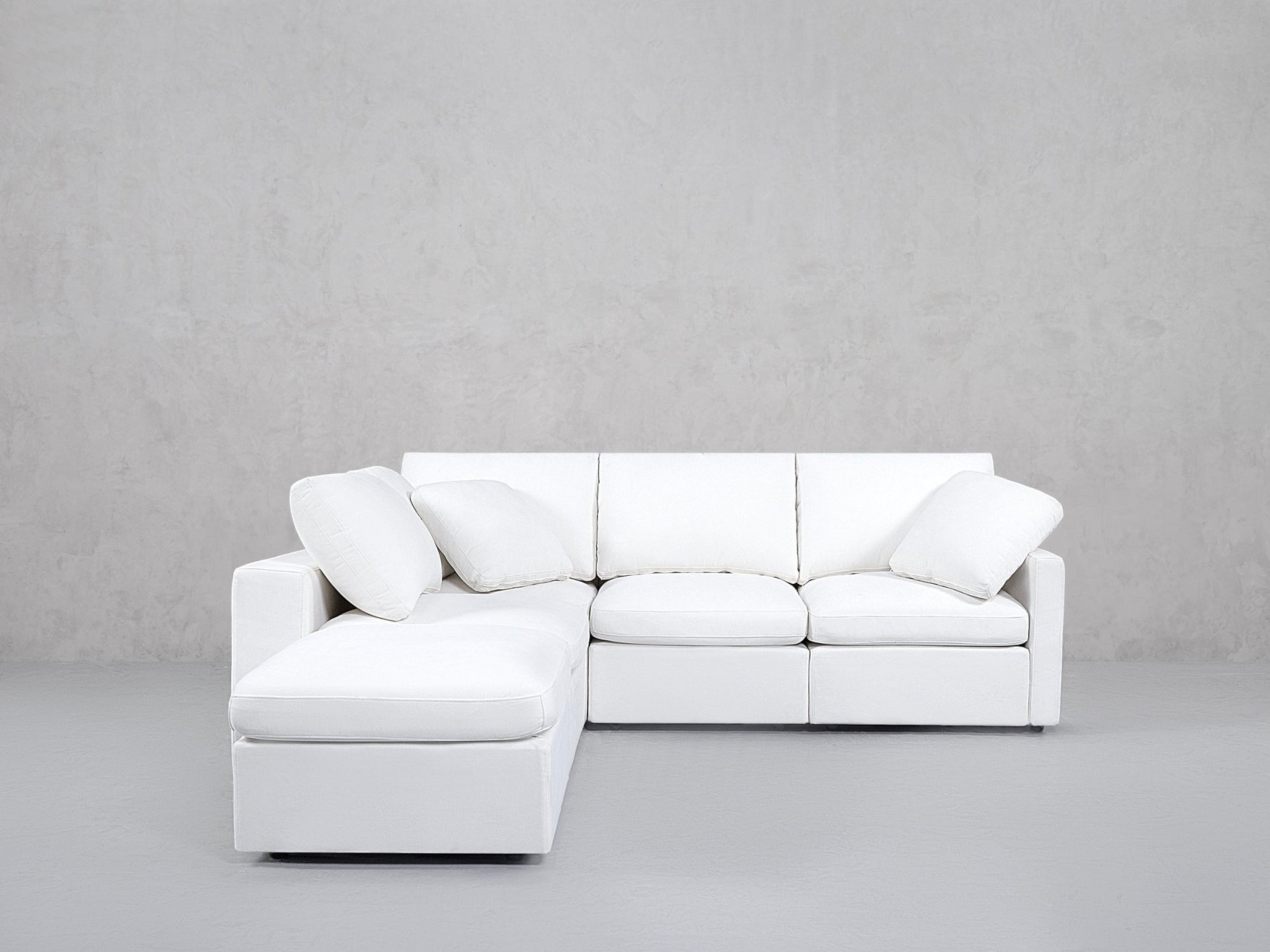 5-Seat Modular Corner Lounger Sectional (Thin Arms) - 7th Avenue