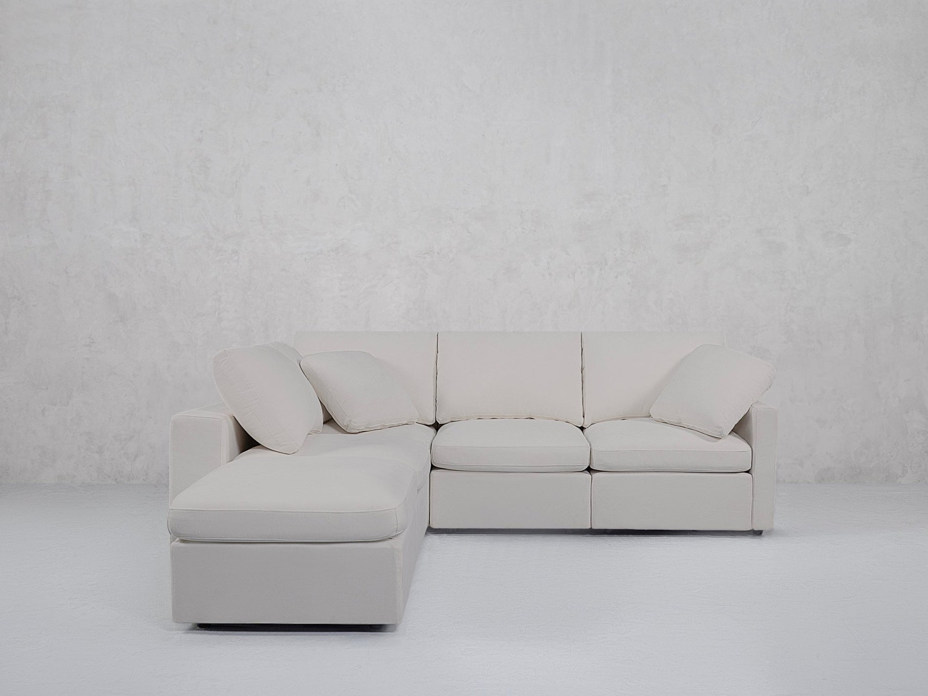 5-Seat Modular Corner Lounger Sectional (Thin Arms) - 7th Avenue