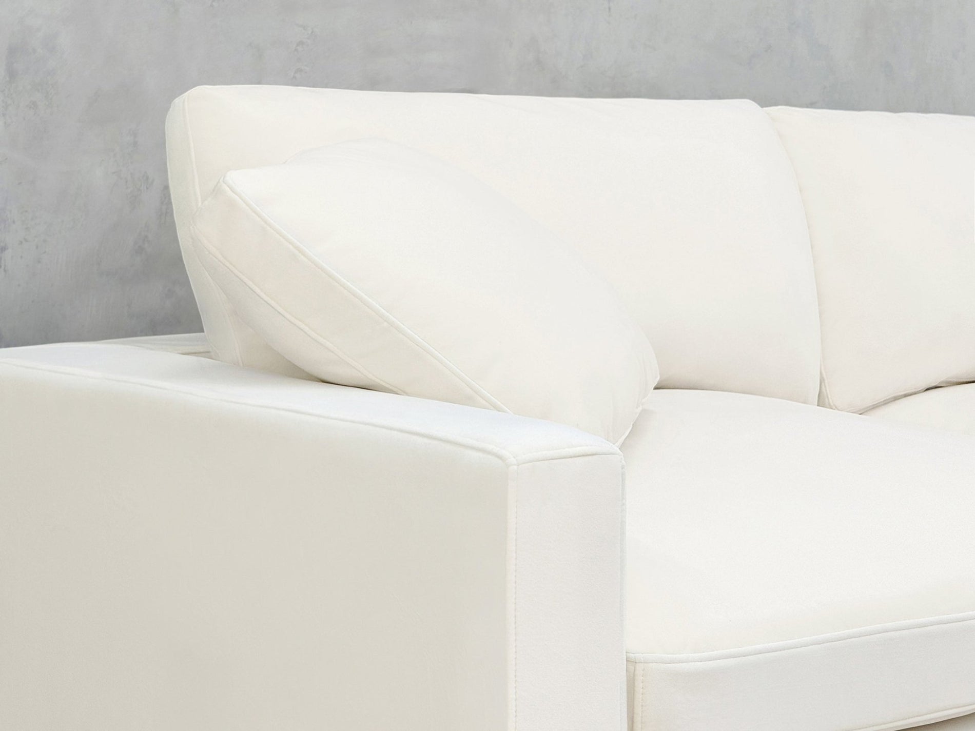 5-Seat Modular Corner Right Sectional (Thin Arms) - 7th Avenue