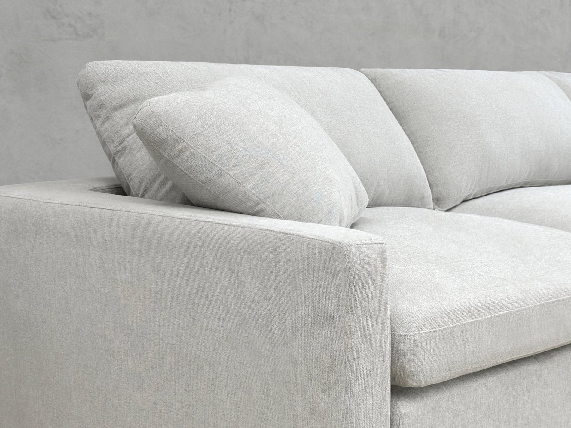 8-Seat Modular U-Sectional (Thin Arms) - 7th Avenue