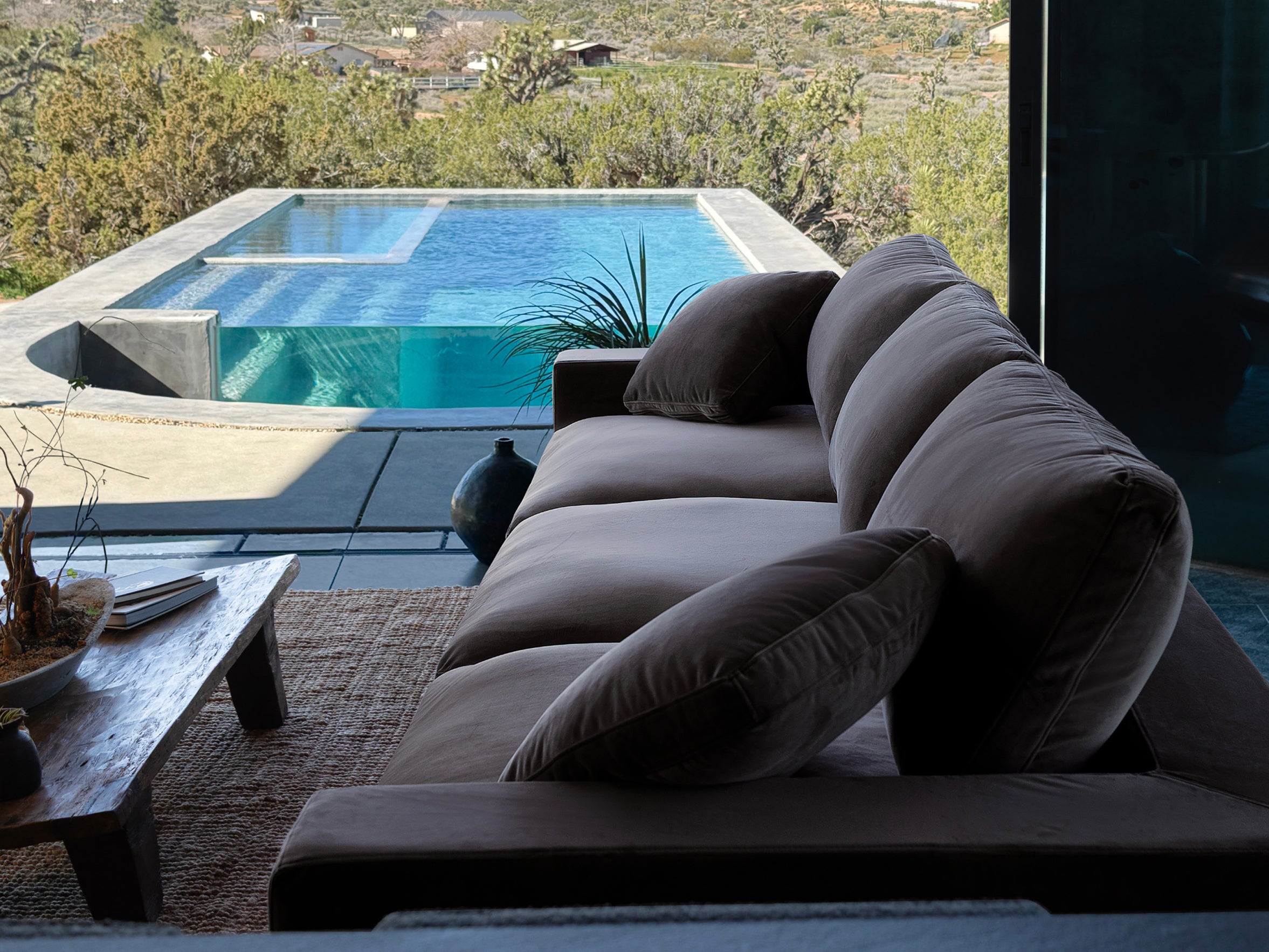 4-Seat Modular Chaise Sectional