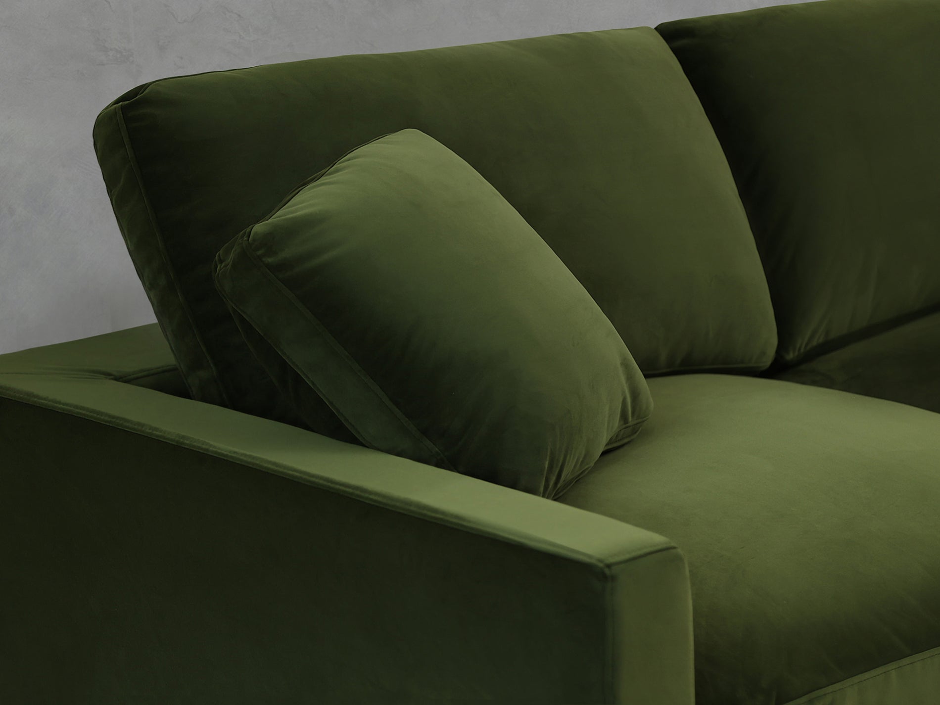 4-Seat Modular Open Corner Sectional (Thin Arms)