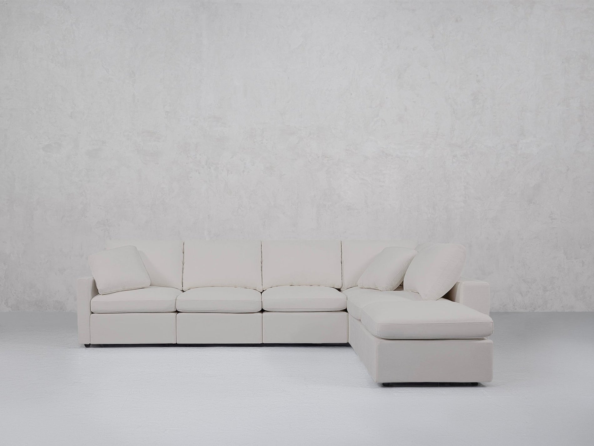 6-Seat Modular Corner Right Lounger Sectional (Thin Arms)